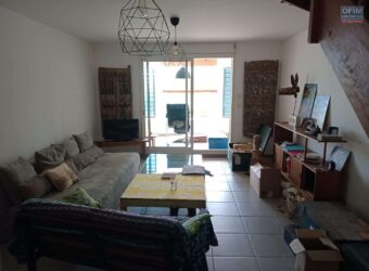 A vendre un appartement T3 en duplex situé proche des plages à Saline Les Bains