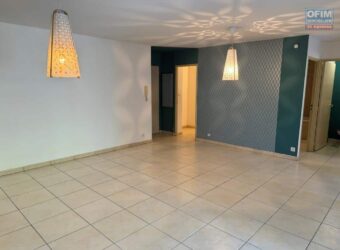 A vendre spacieux appartement d’environ 62 m2 situé au Tampon proche du centre-ville