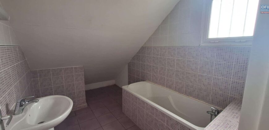 Location d’une charmante villa F5 de 106.20m2 à la Plaine des Palmistes