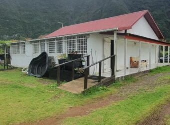 A louer une grande maison F5 dans un cadre paisible à Plaine des Palmistes.