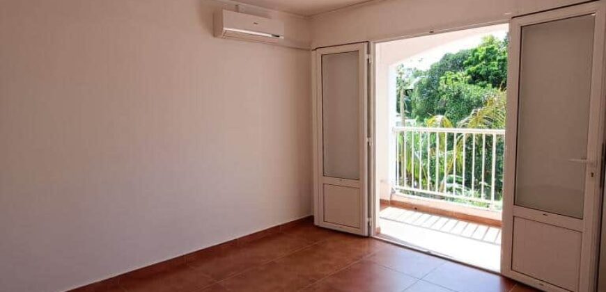 A vendre appartement T3 de 79m2 proche commerces à Saint Benoit