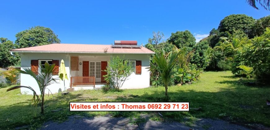 Vente d’une ravissante villa F5 sur un terrain de 1475 m² à La Confiance.