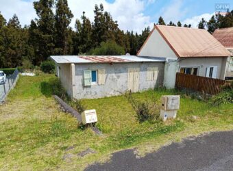 A vendre: Maison T3 en bordure de forêt avec jardin sur terrain de 310 m² à Bourg Murat-Plaines des Cafres