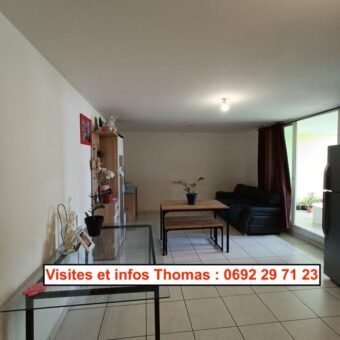 En vente appartement F3 de 70 m² avec 2 parkings au cœur du centre-ville de Saint-André