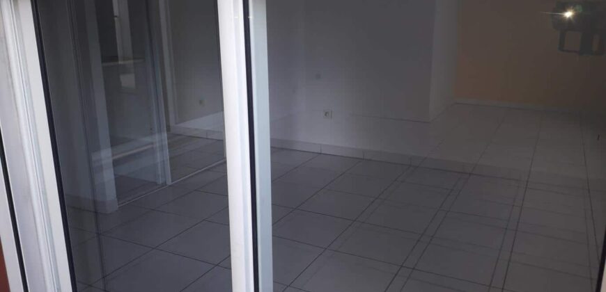 Appartement T3 à louer situé dans une résidence privée et sécurisée au centre-ville de La Possession