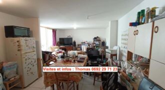 A vendre : Appartement F3 de 62 m² avec parking, en plein centre-ville de Saint-André.