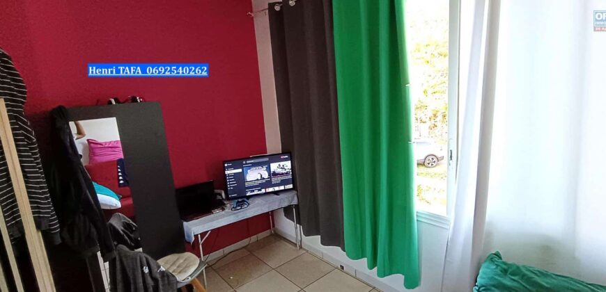 A vendre charmant T3 avec piscine et vue imprenable sur la mer et montagne à Manapany les Bains