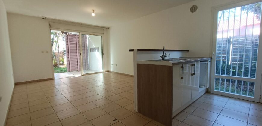 A vendre charmant appartement T2 de 40m² avec piscine commune à Saint-André