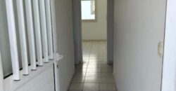 Appartement de 70 m² à louer en centre-ville de Saint-Pierre – Proche plage et commerces