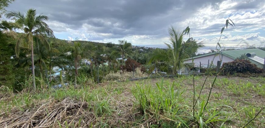 En vente un beau terrain de 1410 m² proche des commerces à La Montagne Saint-Bernard.