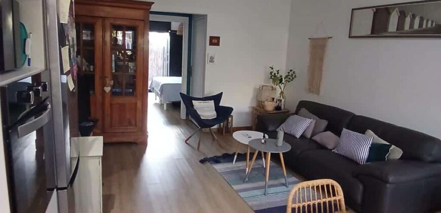 Vente d’une superbe villa récente T2+ avec jardin verdoyant, proche commerces, à Le Port