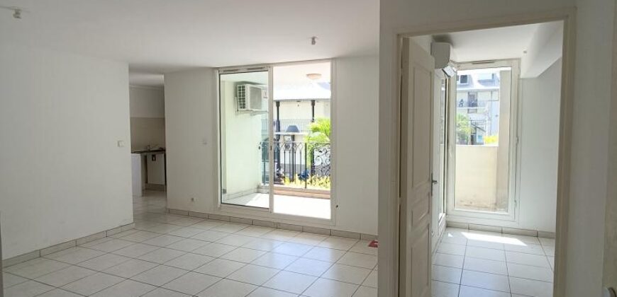 Appartement F3 de 65m² avec varangue et parking à vendre à Saint-André