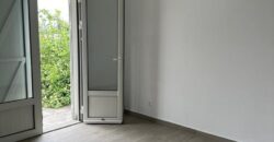 A louer villa F3 moderne avec jardin arboré située proche de toutes commodités au Tampon