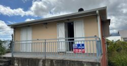 A louer une villa F3 de 60 m2 accessible PMR située dans un cadre calme au 12ème km au Tampon