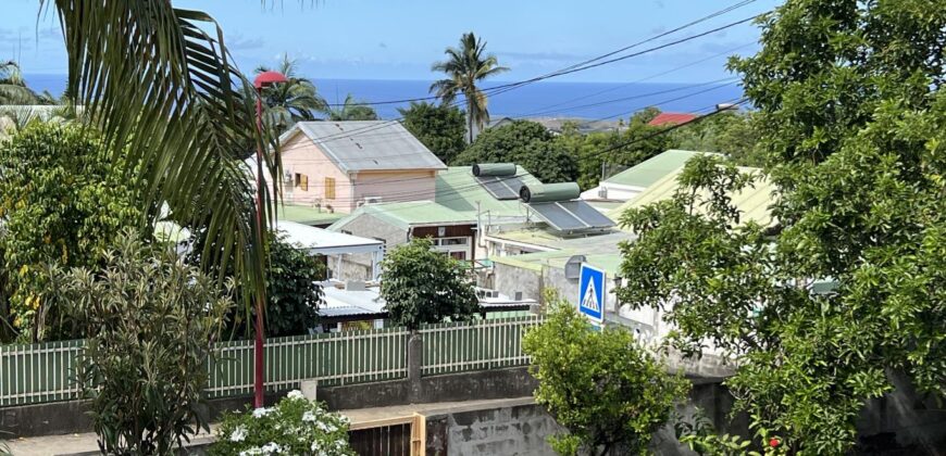 Maison spacieuse avec jardin, jacuzzi et garage à vendre à Saint-Louis