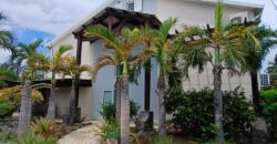 A louer : appartement duplex, proche de la plage et des commerces à La Saline-les-Bains.