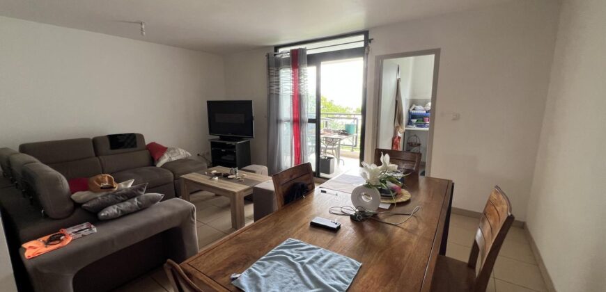 A vendre appartement d’environ 45.19 m2 avec vue mer et montagne situé dans le secteur des Avirons