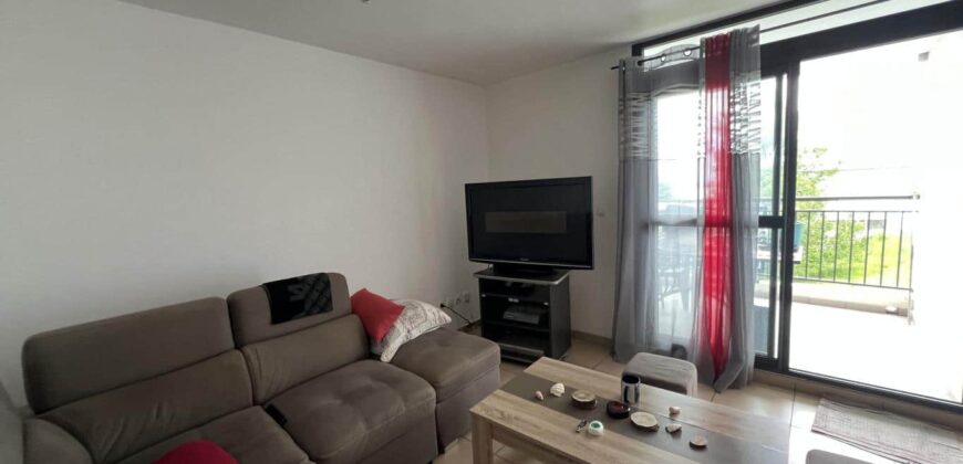 A vendre appartement d’environ 45.19 m2 avec vue mer et montagne situé dans le secteur des Avirons